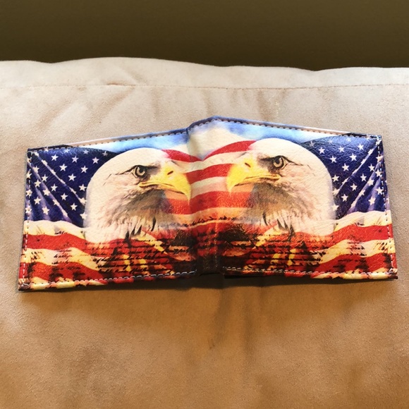 - Patriotic Wallet - - Picture 4 of 8